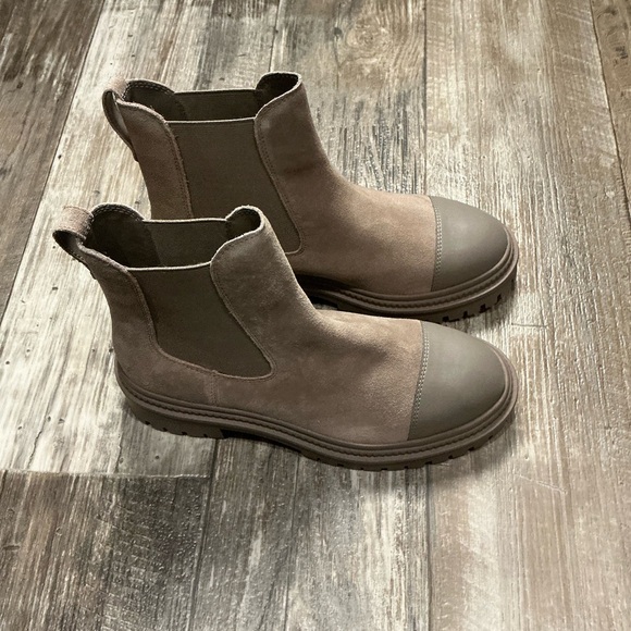 Steve Madden Tan Ankle Boots Size 9 - Picture 6 of 16